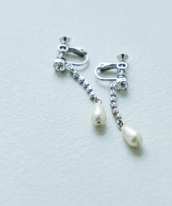 {"color":"\u30b7\u30eb\u30d0\u30fc","info":""}