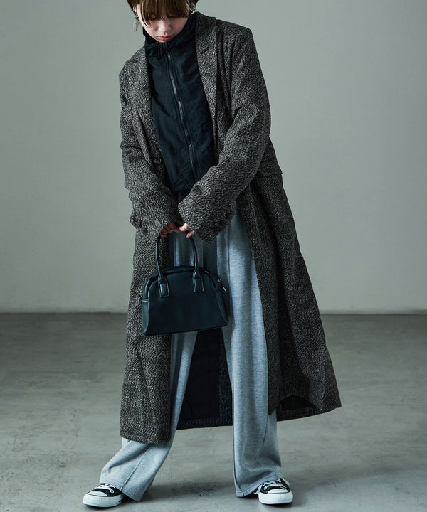 {"color":"\u30d6\u30e9\u30c3\u30af","info":"model\uff1aH158cm size\uff1aM"}