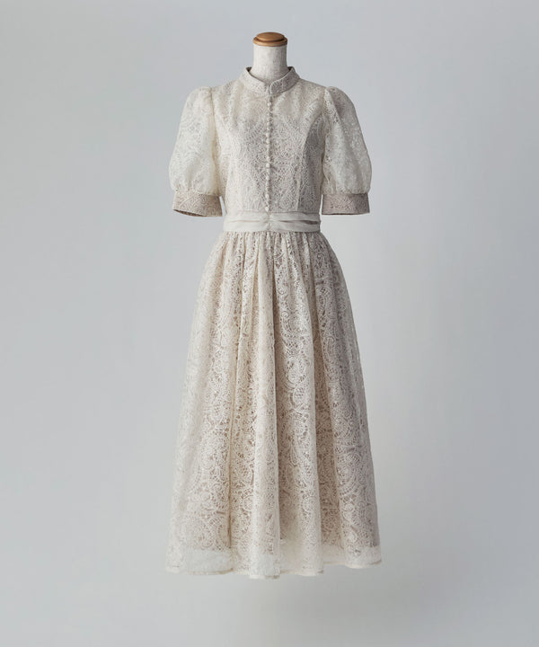 {"color":"\u30a2\u30a4\u30dc\u30ea\u30fc","info":""}