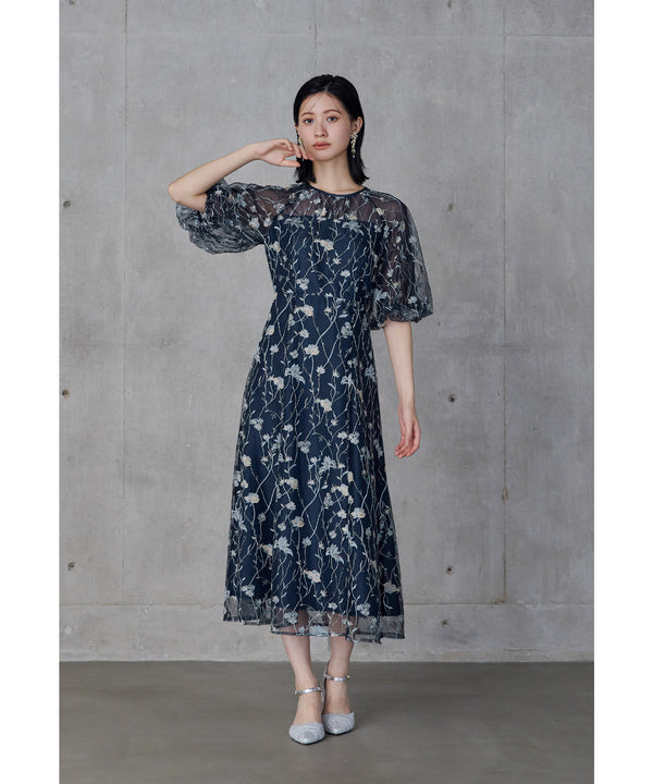 {"color":"\u30cd\u30a4\u30d3\u30fc","info":"model\uff1aH166cm size\uff1aM"}