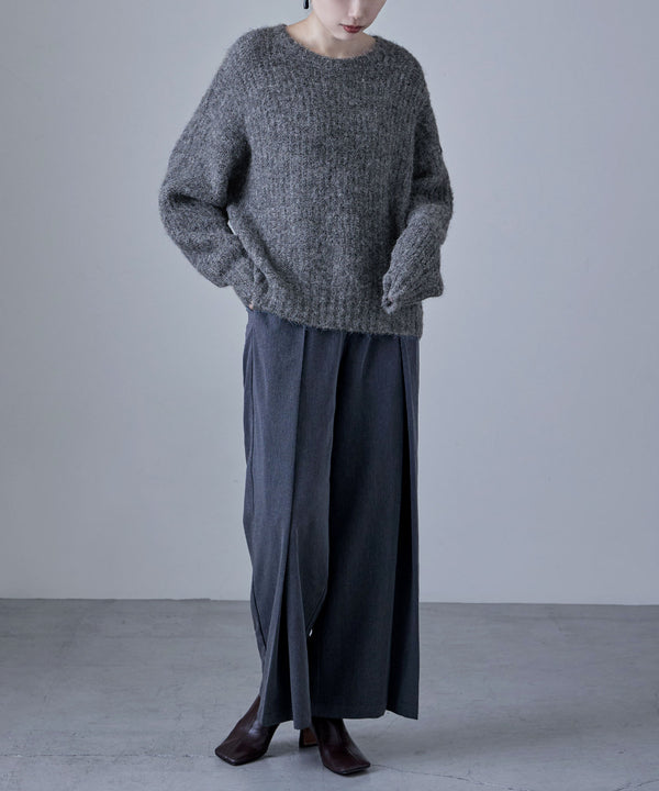 {"color":"\u30b0\u30ec\u30fc","info":"model\uff1aH170cm size\uff1aM"}