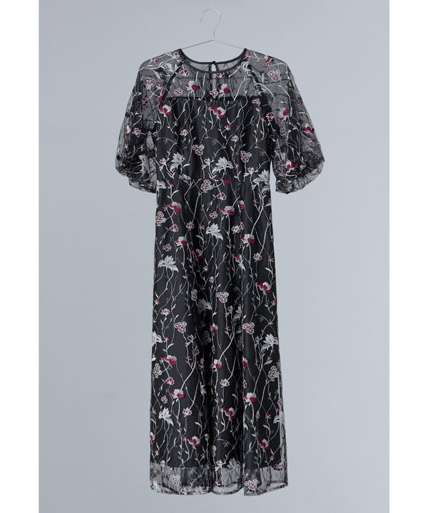 {"color":"\u30d6\u30e9\u30c3\u30af","info":""}