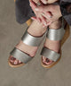 {"color":"\u30b7\u30eb\u30d0\u30fc","info":"model\uff1aH158cm size\uff1aL(23.5-24cm)"}