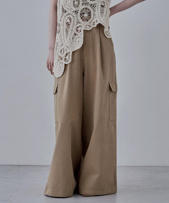 {"color":"\u30d9\u30fc\u30b8\u30e5","info":"model\uff1aH163cm size\uff1aM"}