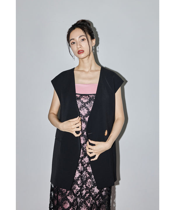 {"color":"\u30ec\u30fc\u30b9\u30d6\u30e9\u30c3\u30af","info":"model\uff1aH165cm size\uff1aM"}