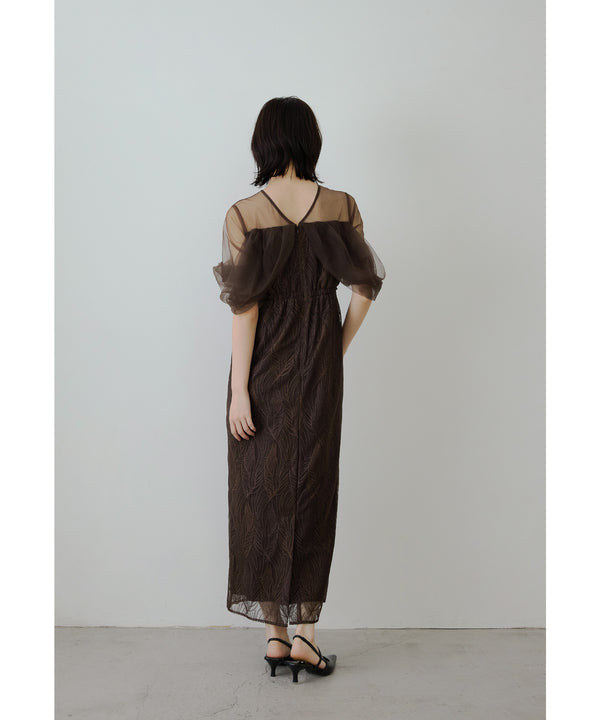 {"color":"\u30d6\u30e9\u30a6\u30f3","info":"model\uff1aH166cm size\uff1aM"}