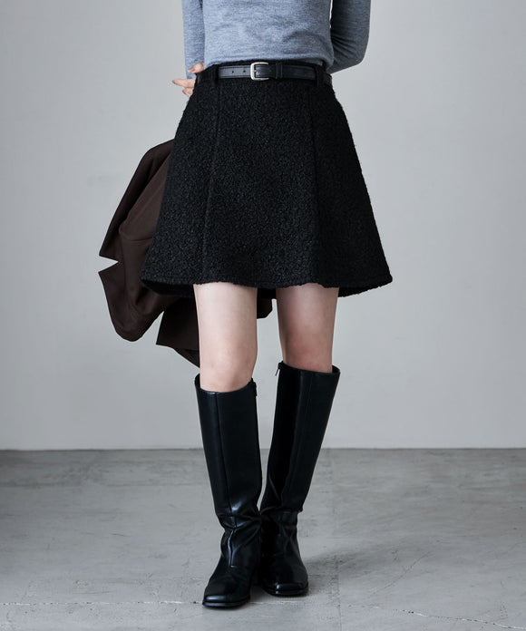 {"color":"\u30d6\u30e9\u30c3\u30af","info":"model\uff1aH163cm size\uff1aF"}