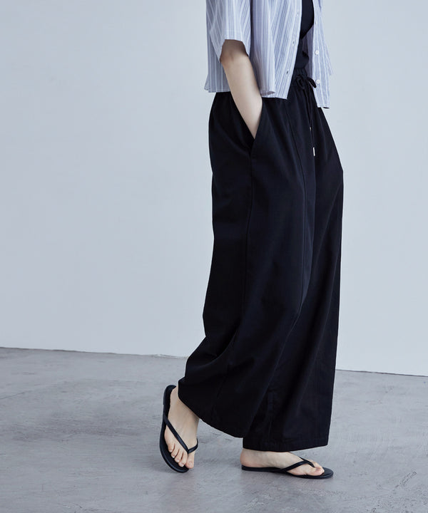 {"color":"\u30d6\u30e9\u30c3\u30af","info":"model\uff1aH170cm size\uff1aM"}