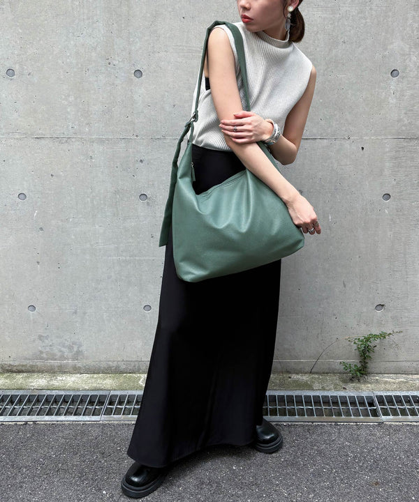 {"color":"\u30d6\u30eb\u30fc","info":"model\uff1aH158cm size\uff1aF"}