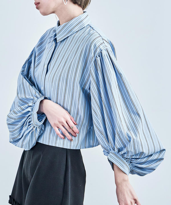 {"color":"\u30d6\u30eb\u30fc","info":"model\uff1aH158cm size\uff1aM"}