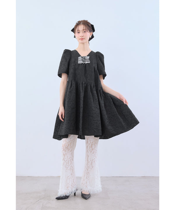 {"color":"\u30d6\u30e9\u30c3\u30af","info":"model\uff1aH166cm size\uff1aM"}