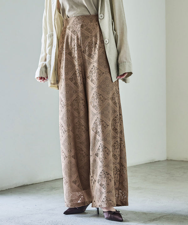 {"color":"\u30d9\u30fc\u30b8\u30e5","info":"model\uff1aH158cm size\uff1aM"}