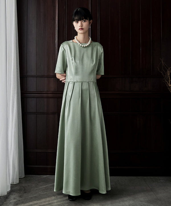 {"color":"\u30ab\u30fc\u30ad","info":"model\uff1aH163cm size\uff1aM"}