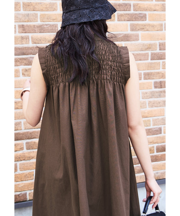 {"color":"\u30d6\u30e9\u30a6\u30f3","info":"model\uff1aH157cm size\uff1aM"}