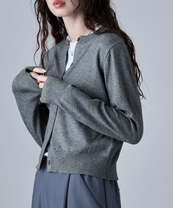 {"color":"\u30b0\u30ec\u30fc","info":"model\uff1aH166cm size\uff1aM"}