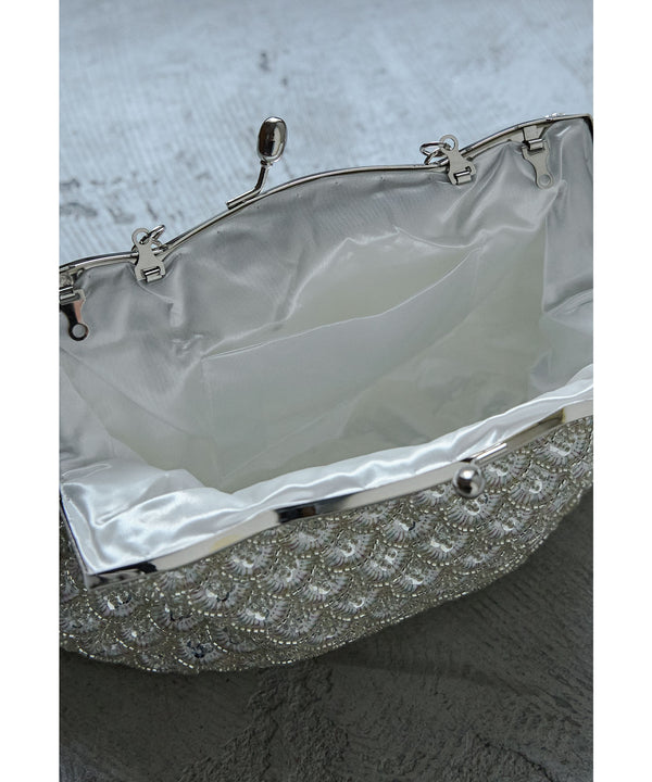 {"color":"","info":""}