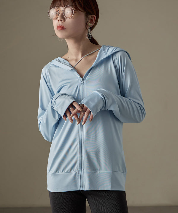 {"color":"\u30d6\u30eb\u30fc\u30b8\u30e5","info":"model\uff1aH158cm size\uff1aM"}