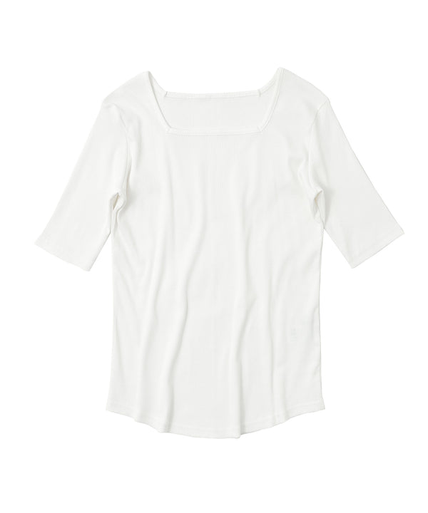 {"color":"\u30aa\u30d5\u30db\u30ef\u30a4\u30c8","info":"model\uff1aH158cm size\uff1aM"}