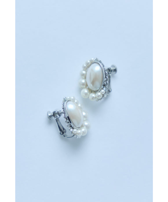 {"color":"\u30b7\u30eb\u30d0\u30fc","info":""}