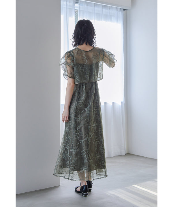 {"color":"\u30ab\u30fc\u30ad","info":"model\uff1aH166cm size\uff1aM"}