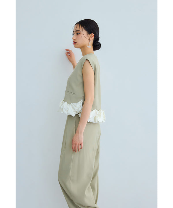 {"color":"\u30df\u30f3\u30c8","info":"model\uff1aH165cm size\uff1aM"}