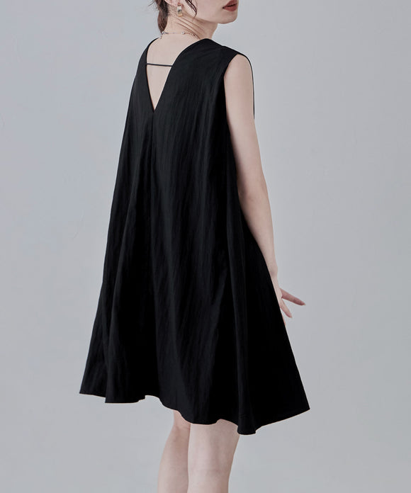 {"color":"\u30d6\u30e9\u30c3\u30af","info":"model\uff1aH166cm size\uff1aM"}