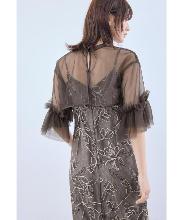 {"color":"\u30d6\u30e9\u30a6\u30f3","info":"model\uff1aH166cm size\uff1aM"}