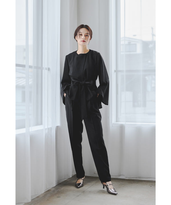 {"color":"\u30d6\u30e9\u30c3\u30af","info":"model\uff1aH165cm size\uff1aM"}