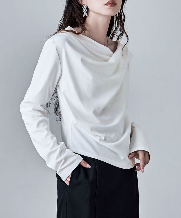 {"color":"\u30aa\u30d5\u30db\u30ef\u30a4\u30c8","info":"model\uff1aH166cm size\uff1aM"}