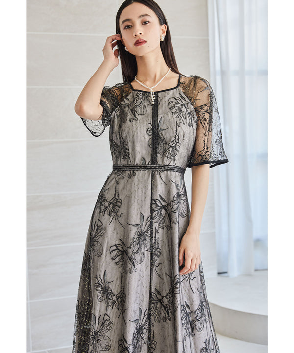 {"color":"\u30b0\u30ec\u30fc\u30b8\u30e5","info":"model\uff1aH165cm size\uff1aM"}