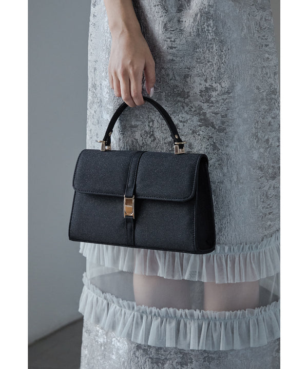 {"color":"\u30d6\u30e9\u30c3\u30af","info":""}