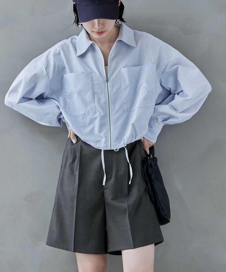 {"color":"\u30db\u30ef\u30a4\u30c8","info":"model\uff1aH170cm size\uff1aM"}