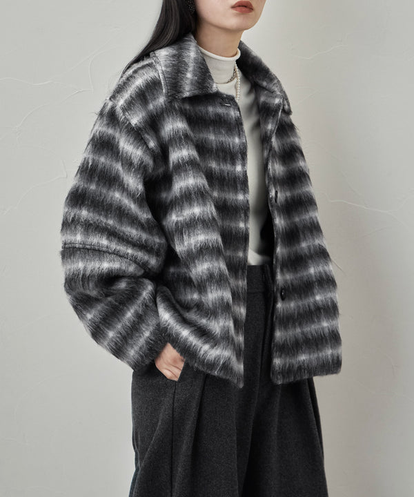 {"color":"\u30d6\u30e9\u30c3\u30af","info":"model\uff1aH163cm size\uff1aF"}