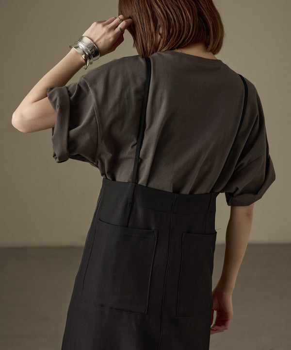 {"color":"\u30d6\u30e9\u30c3\u30af","info":"model\uff1aH158cm size\uff1aF"}