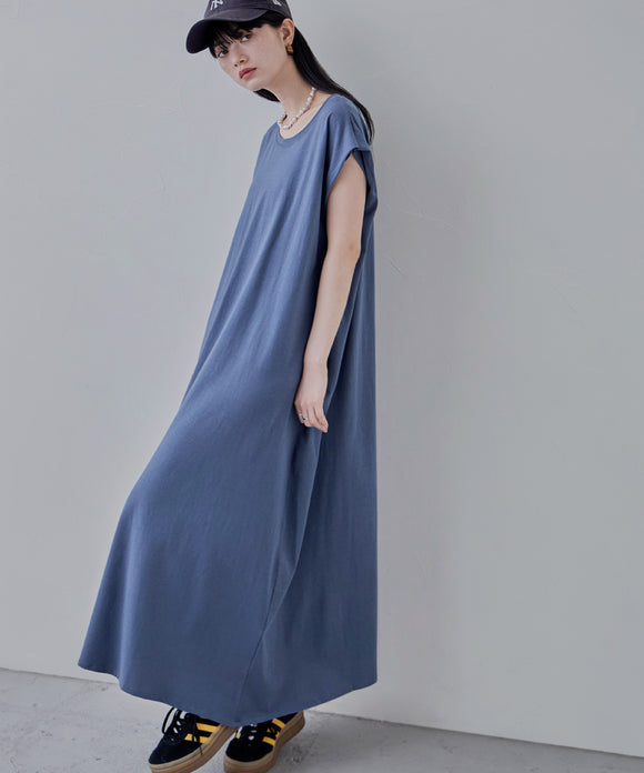 {"color":"\u30d6\u30eb\u30fc","info":"model\uff1aH163cm size\uff1aM"}