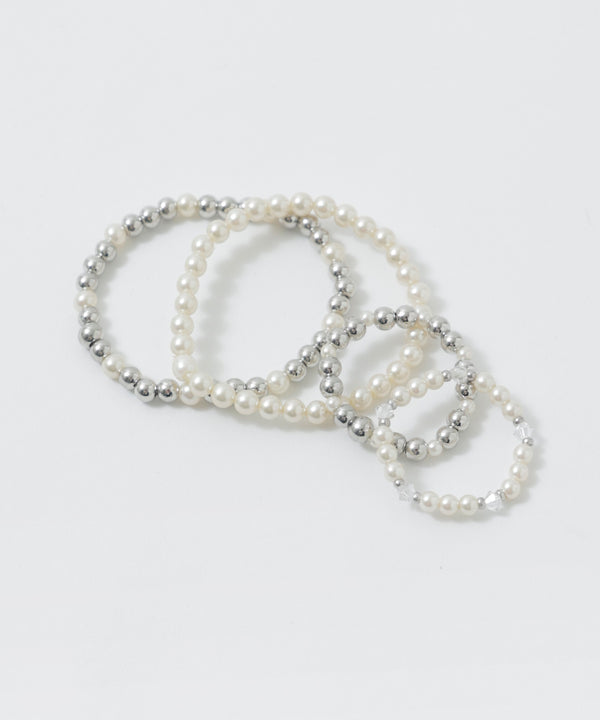 {"color":"\u30b7\u30eb\u30d0\u30fc","info":""}