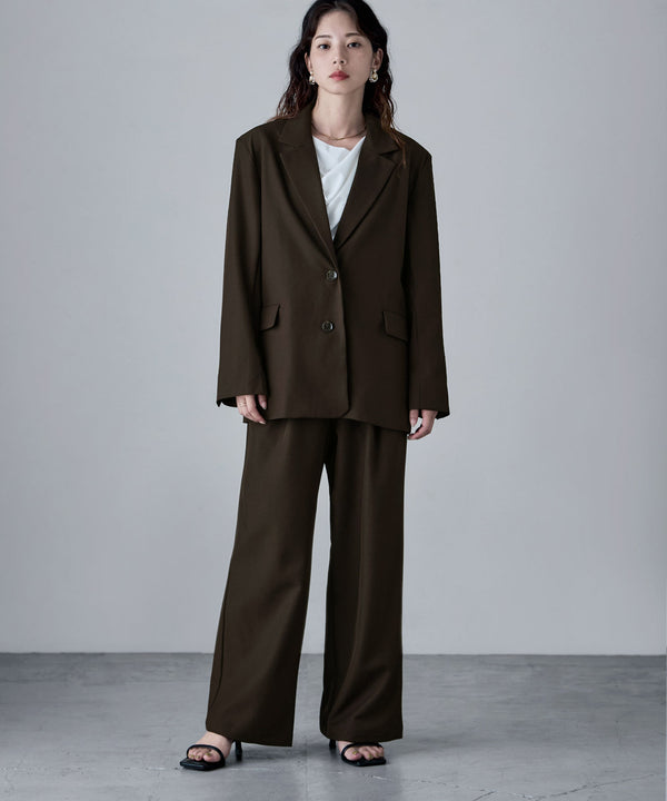 {"color":"\u30d6\u30e9\u30a6\u30f3","info":"model\uff1aH166cm size\uff1aM"}
