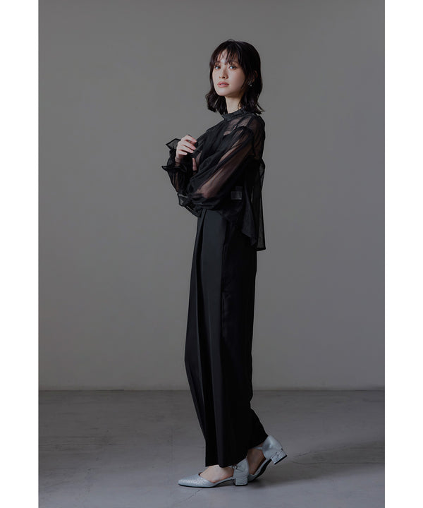 {"color":"\u30d6\u30e9\u30c3\u30af","info":"model\uff1aH166cm size\uff1aM"}