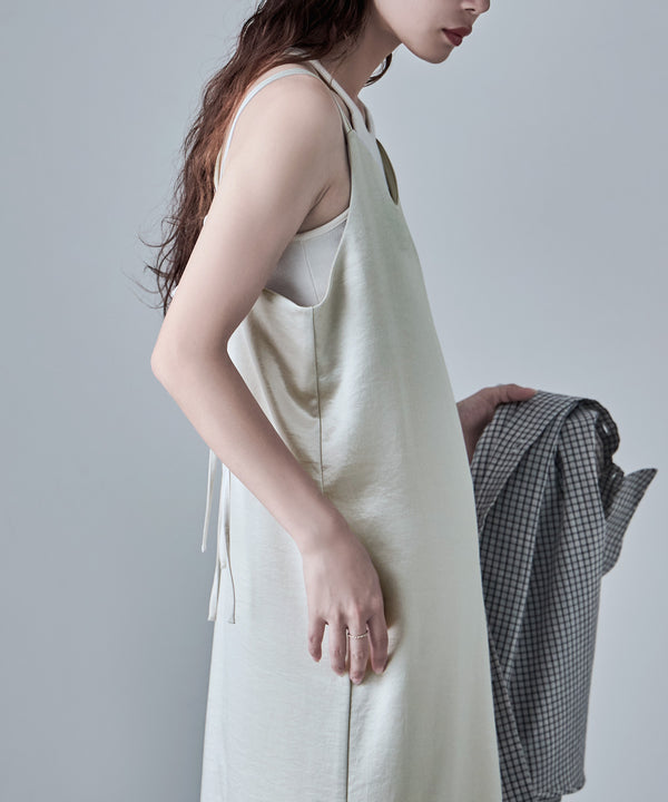 {"color":"\u30a2\u30a4\u30dc\u30ea\u30fc","info":"model\uff1aH166cm size\uff1aF"}