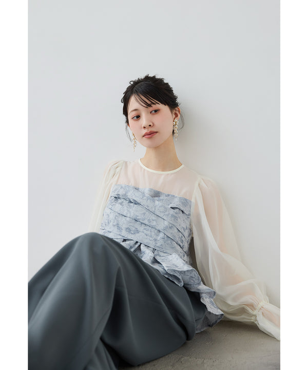 {"color":"\u30e9\u30a4\u30c8\u30b0\u30ec\u30fc","info":"model\uff1aH166cm size\uff1aM"}