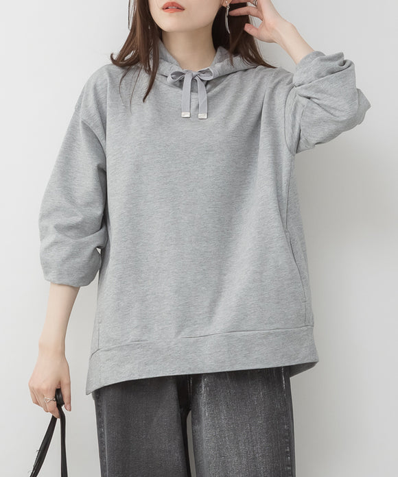 {"color":"\u6762\u30b0\u30ec\u30fc","info":"model\uff1aH167cm size\uff1aM-L"}