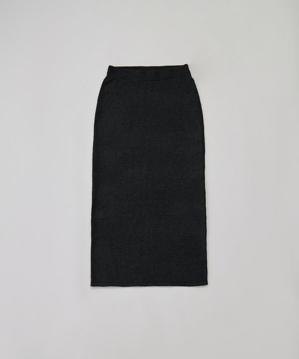 {"color":"\u30d6\u30e9\u30c3\u30af","info":""}