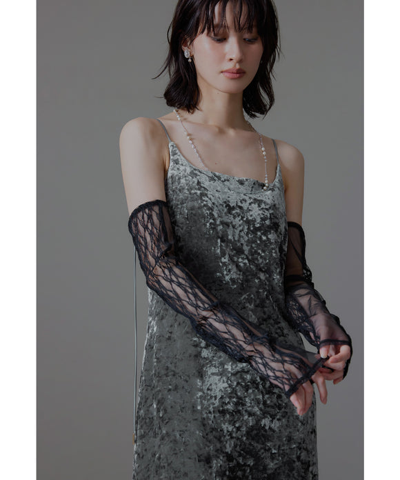 {"color":"\u30d6\u30e9\u30c3\u30af","info":"model\uff1aH166cm size\uff1aF"}
