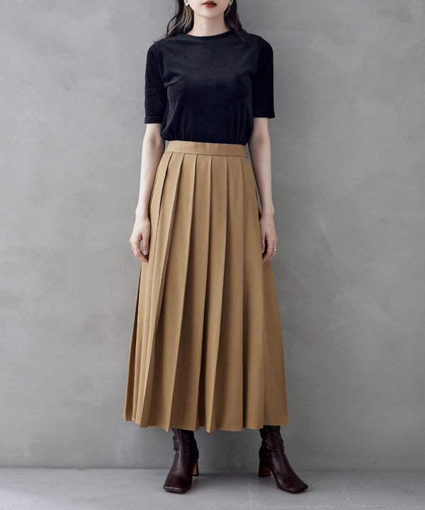 {"color":"\u30d9\u30fc\u30b8\u30e5","info":"model\uff1aH170cm size\uff1aM"}