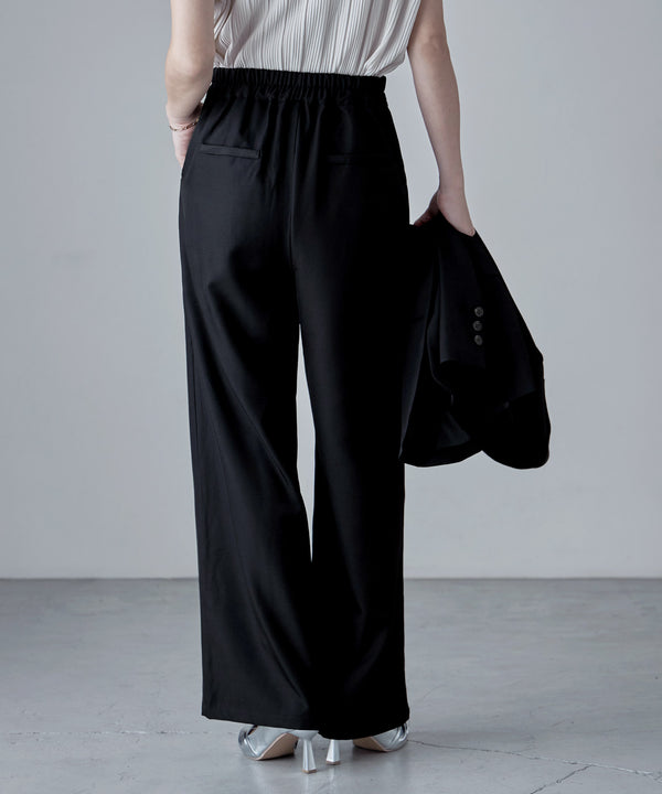 {"color":"\u30d6\u30e9\u30c3\u30af","info":"model\uff1aH166cm size\uff1aM"}