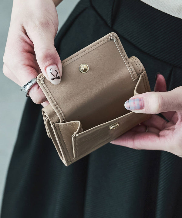 {"color":"\u30d9\u30fc\u30b8\u30e5","info":"model\uff1aH158cm size\uff1aF"}