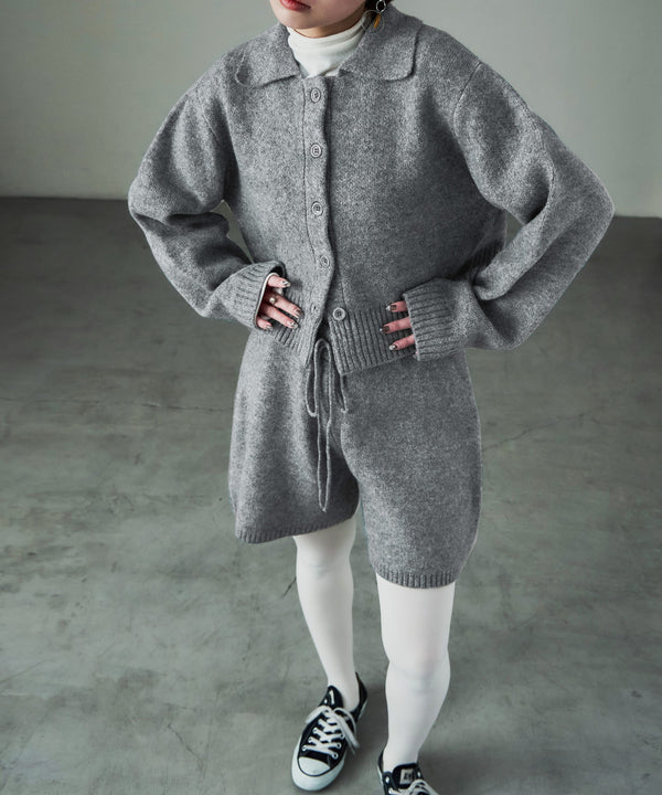 {"color":"\u30b0\u30ec\u30fc","info":"model\uff1aH158cm size\uff1aM"}