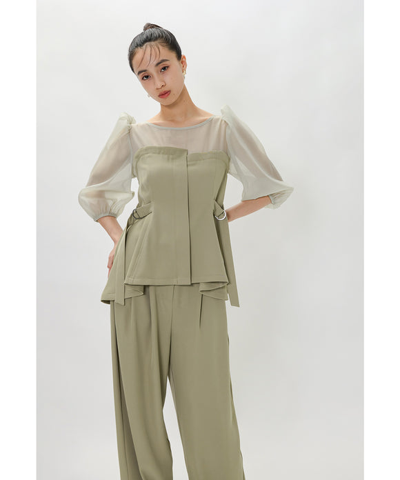 {"color":"\u30d9\u30fc\u30b8\u30e5","info":"model\uff1aH165cm size\uff1aM"}