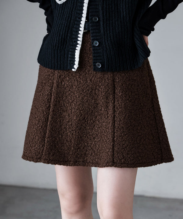 {"color":"\u30d6\u30e9\u30a6\u30f3","info":"model\uff1aH163cm size\uff1aF"}