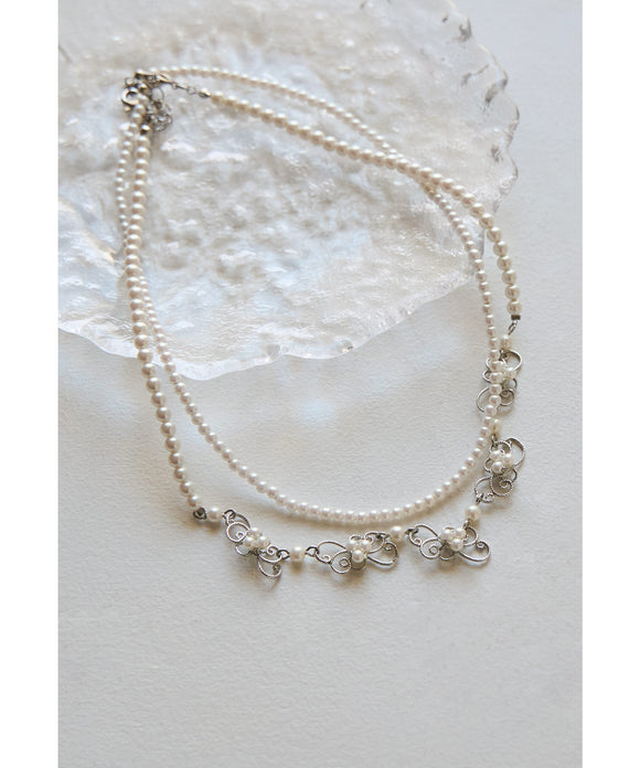 {"color":"\u30b7\u30eb\u30d0\u30fc","info":""}